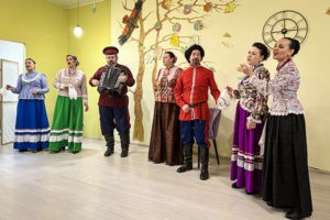 День матери: празднование 25 ноября в АНО Золотая осень