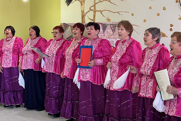 В гостях ансамбль «Родные напевы»