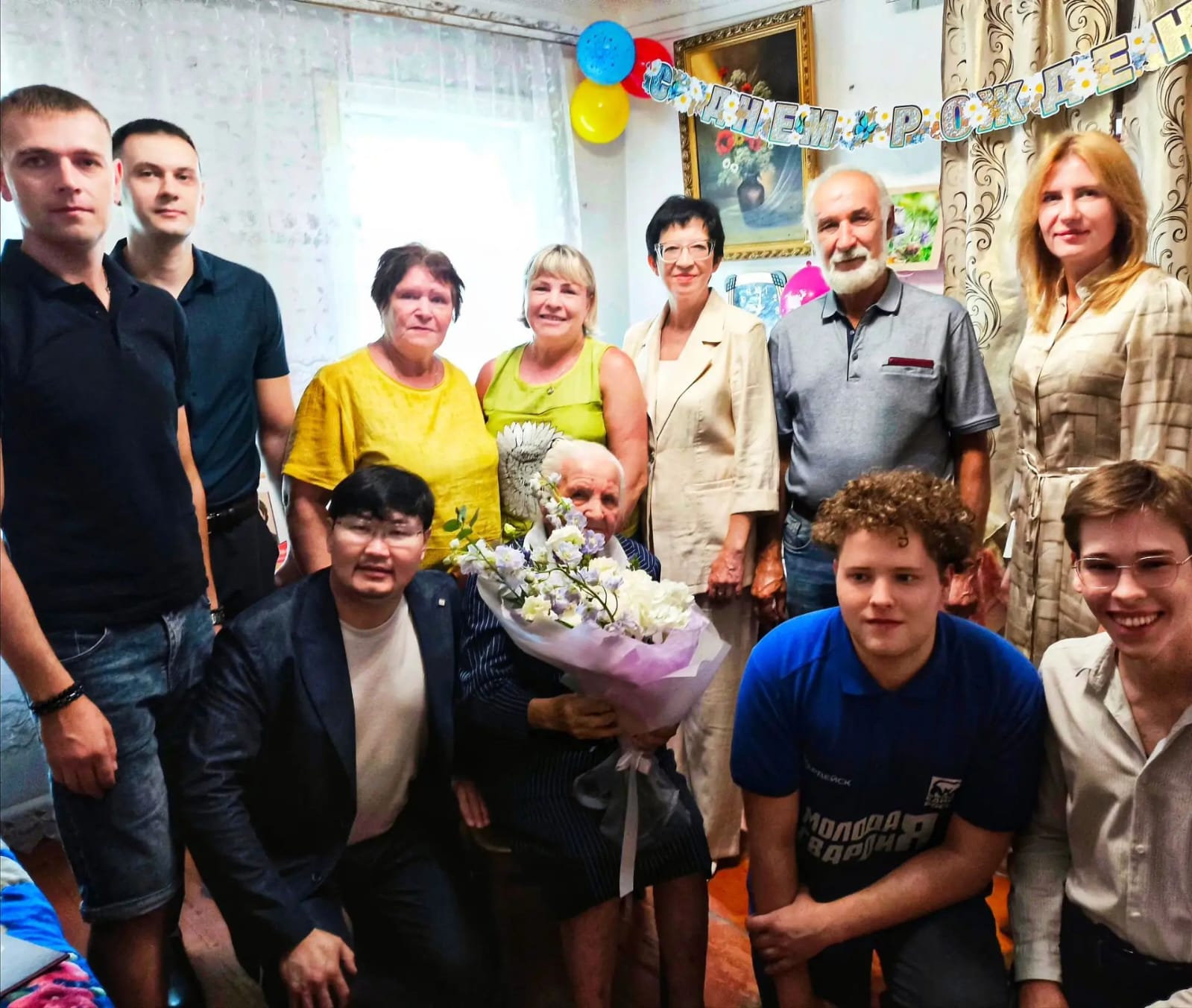 Поздравляем с 100 - летним юбилеем Ткачеву Любовь Ивановну